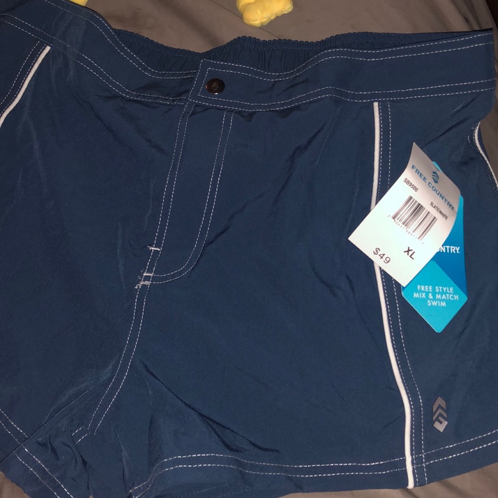 Free country brand new shorts